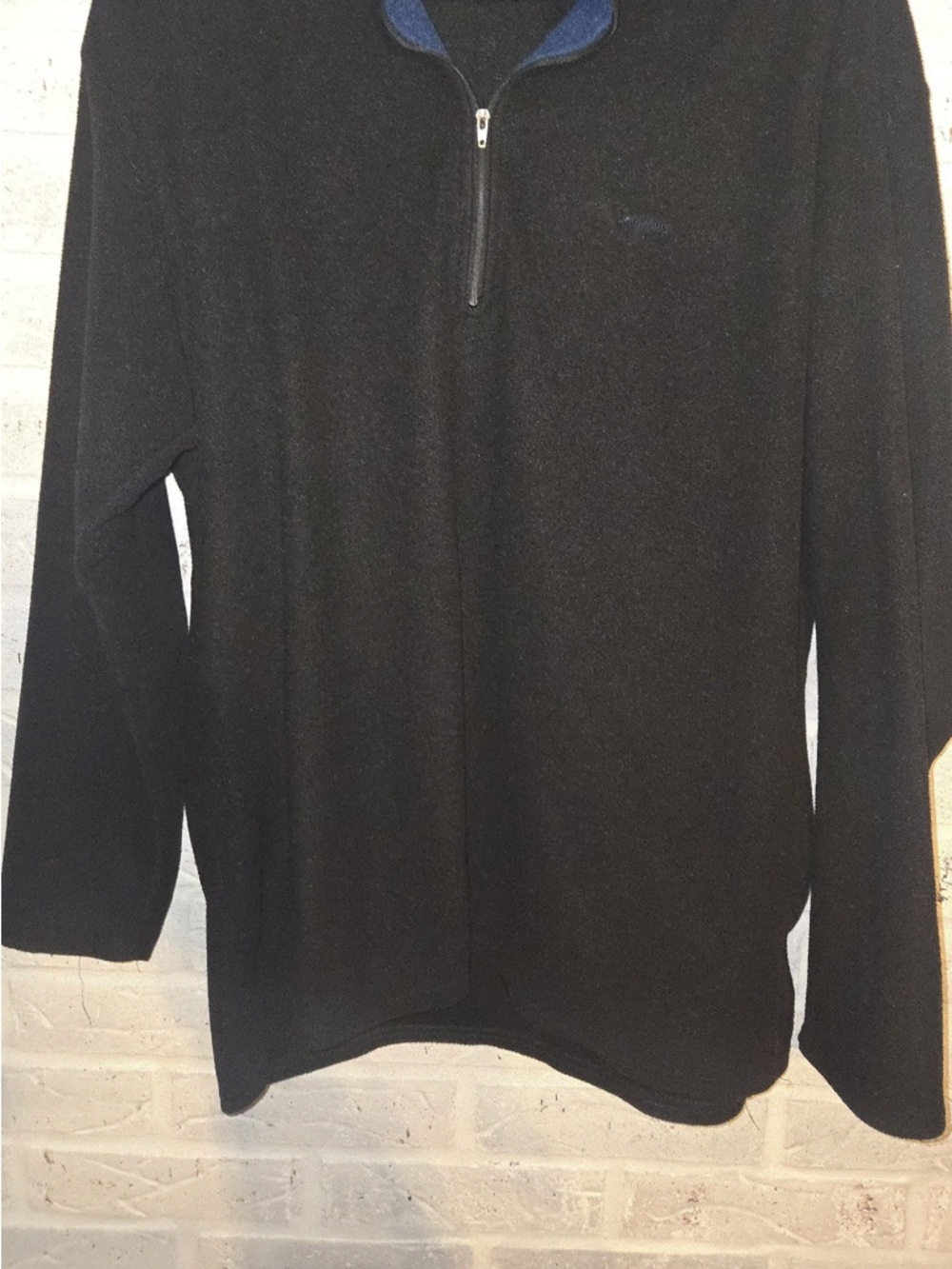 Patagonia Men's Black Quarter-Zip Sweater with Navy Trim